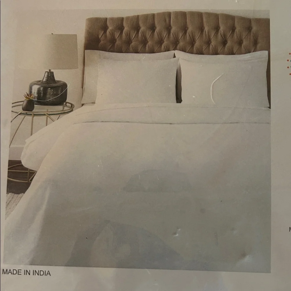 Surya Peyton Classics Full/Queen Duvet Set in Natural Cream